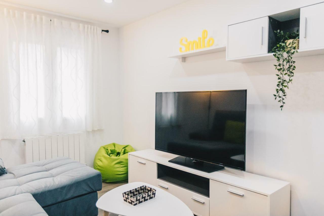 Aiara Apartment By People Rentals بلباو المظهر الخارجي الصورة
